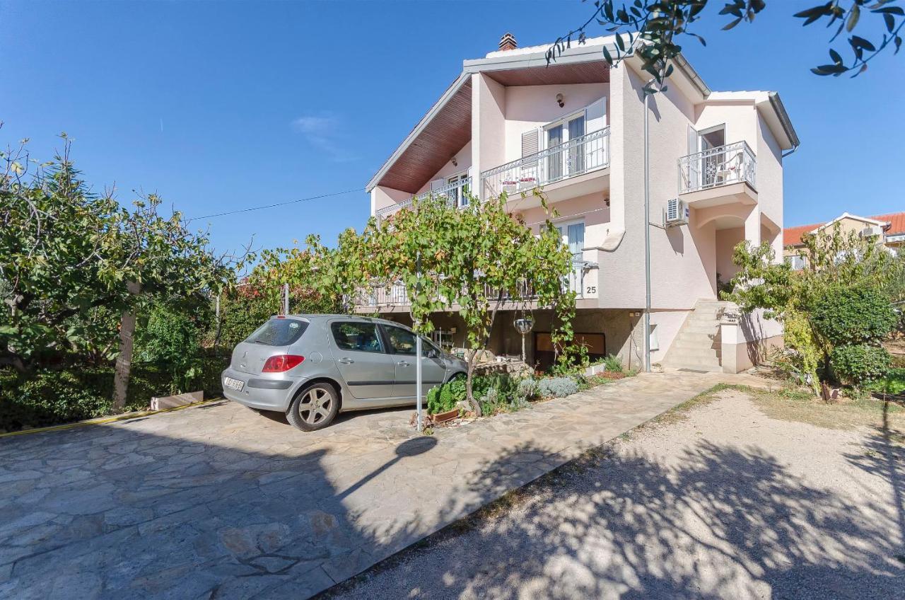 Apartment And Rooms Ema Vodice Exterior photo